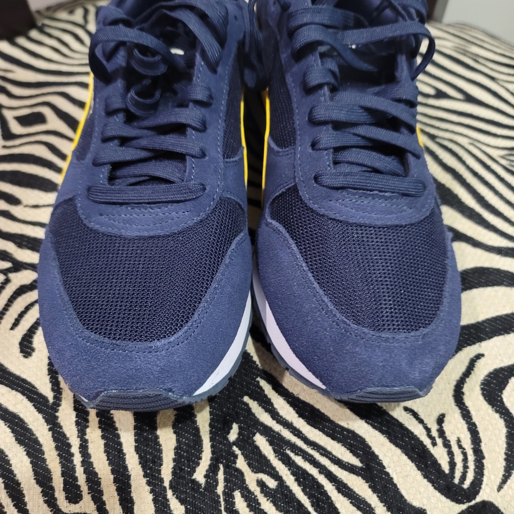 Puma Navy and Yellow Men Sneakers Size 8 Womems Size 9.5